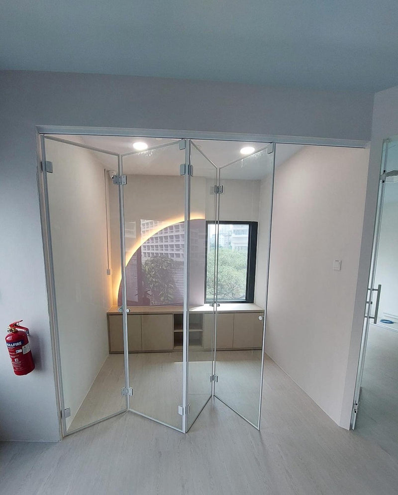 Study Room Frameless Folding Door